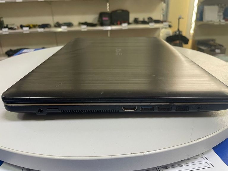 Распродажа Asus 15/celeron n3350 ddr3/4gb ddr3/hdd 140 gb/ssd *відсутній/radeon rx5500m 4gb, продавец Техноскарб