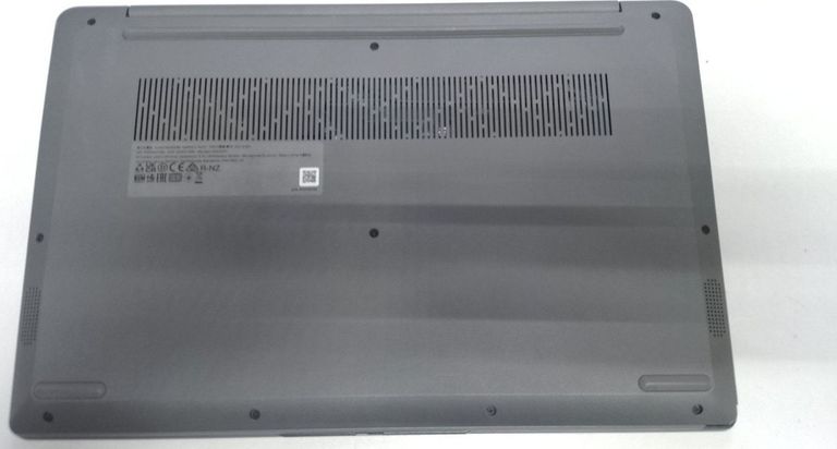 Купить Lenovo 16/core i3-1215u ddr5/8gb ddr4/hdd 500 gb/ssd *відсутній/*інтегрована Б/У