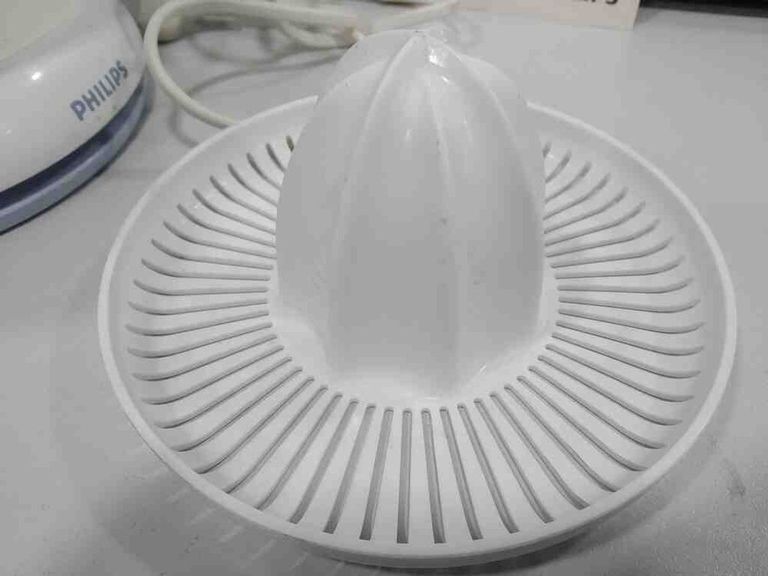 Дешево Philips HR2737 з ломбарду