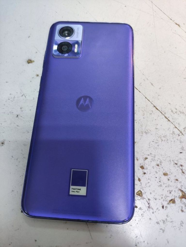 Оголошення Motorola Edge 30 Neo 8/128GB Black Onyx Б/У