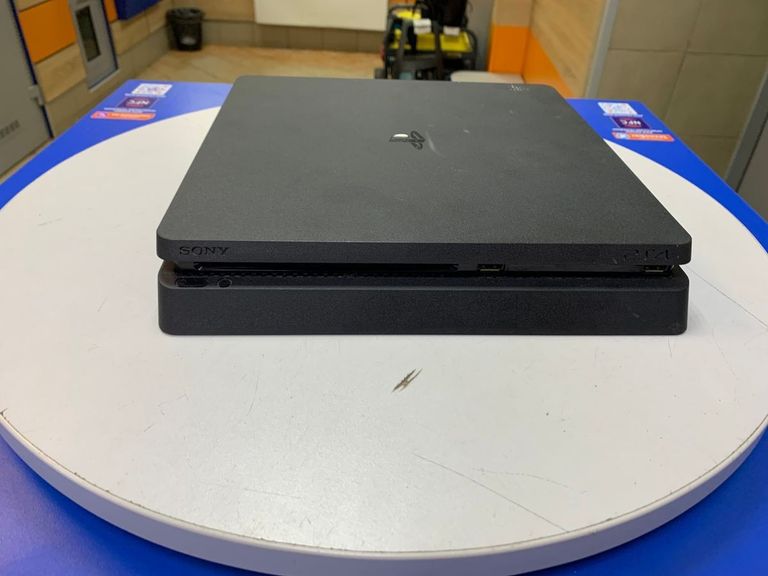 Дешиво Sony playstation 4 slim 500gb с ломбарда
