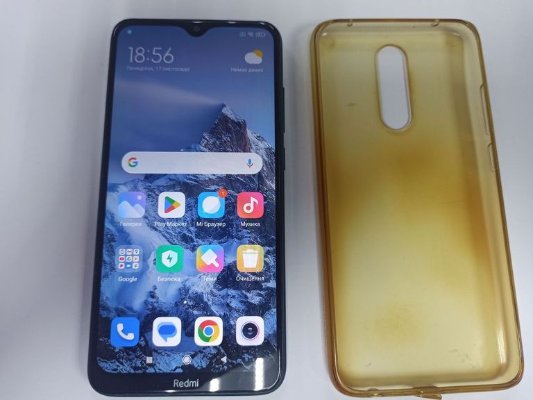 Купити Xiaomi Redmi 8 4/64GB Black Б/У