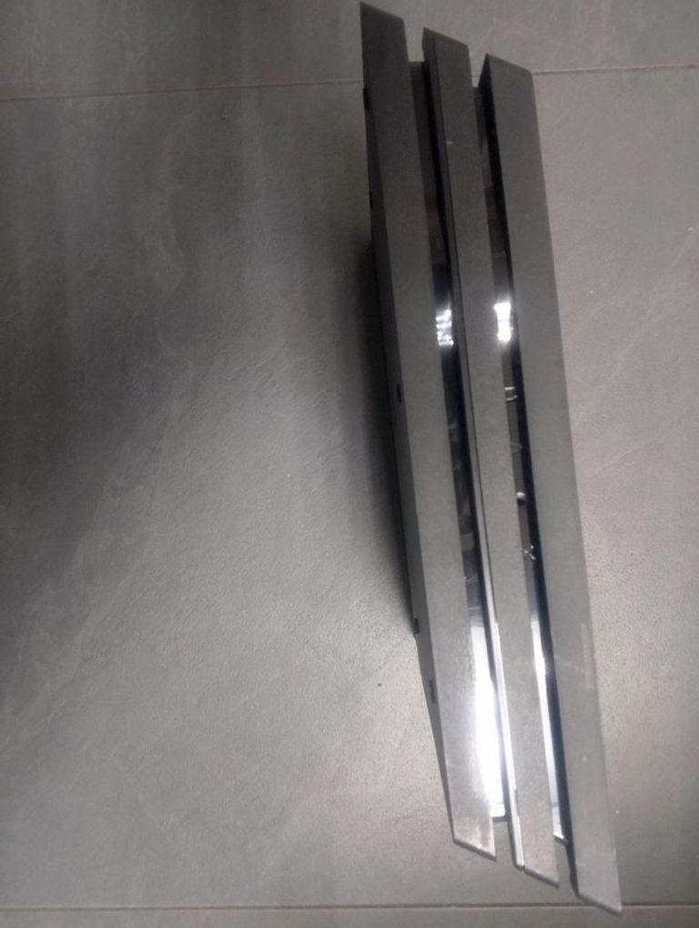 Дешиво Sony playstation 4 pro с ломбарда