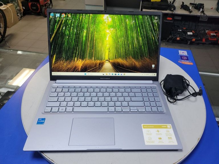 Купить Asus 15/core i3-1215u ddr5/12gb ddr5/hdd *відсутній/ssd 512 gb/*інтегрована Б/У