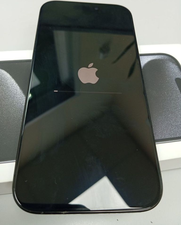 Купить Apple iphone 15 pro 128gb Б/У