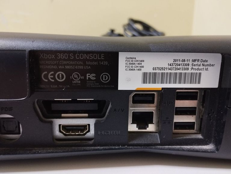 Microsoft xbox 360s console 1439 250gb Код:01-200816256. Зображення 5