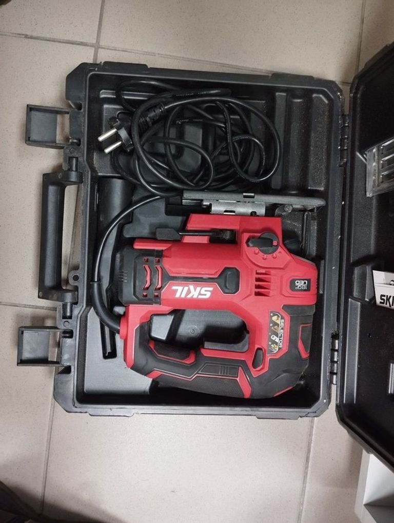 Дешево Skil SW1E4531GA з ломбарду