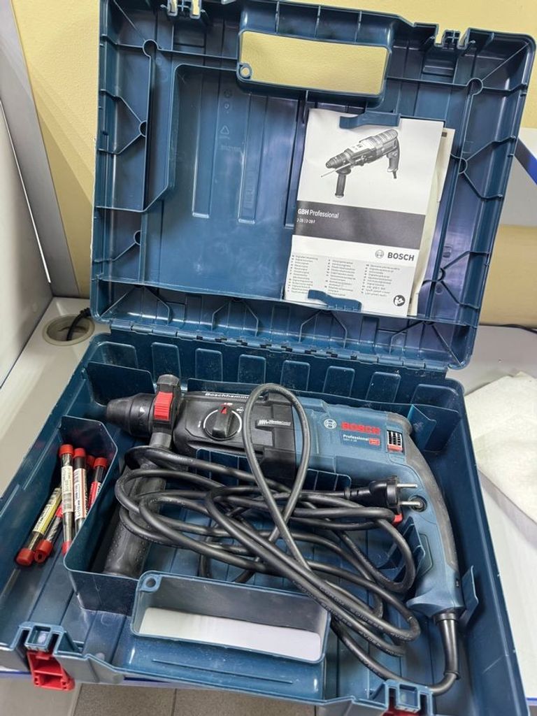 Купити Bosch gbh 2-28 f Б/У