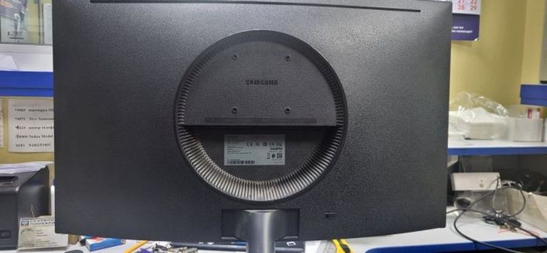 Дешиво Samsung c27rg50fqi с ломбарда