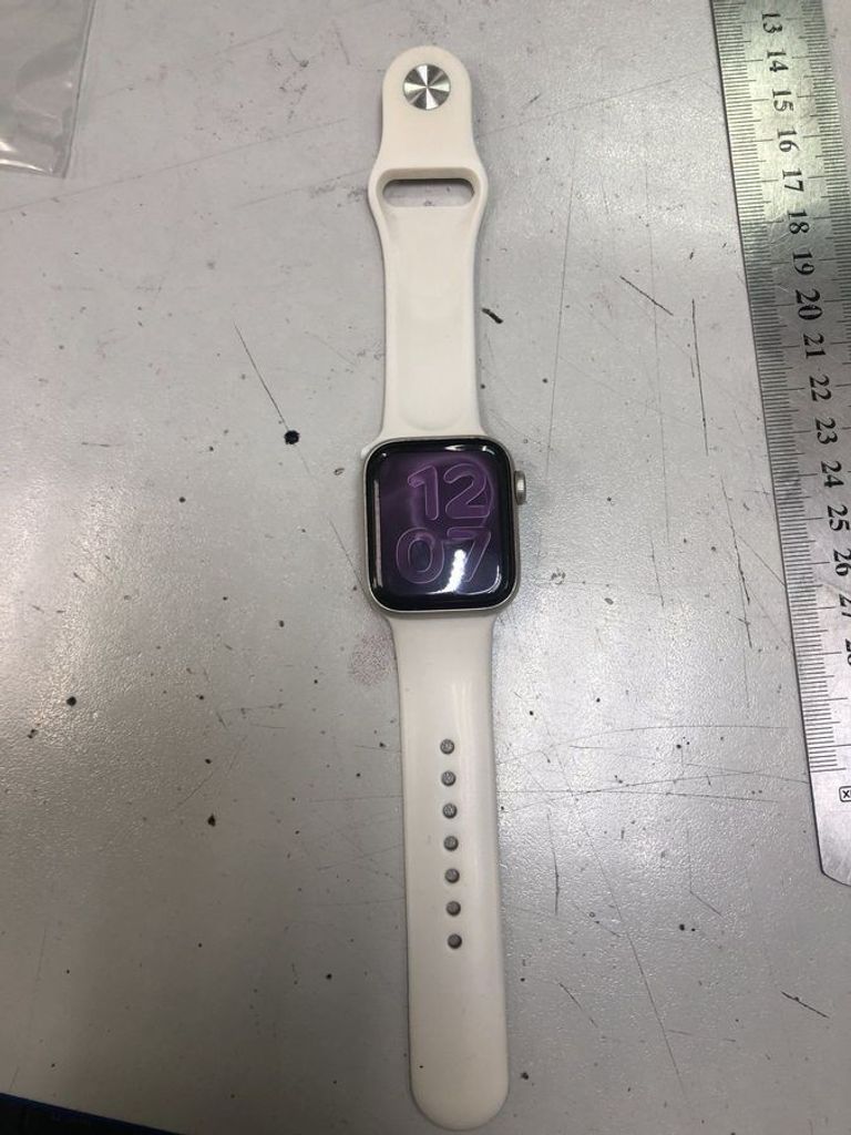 Объявление Apple watch se 2 gps 40mm aluminium case Б/У