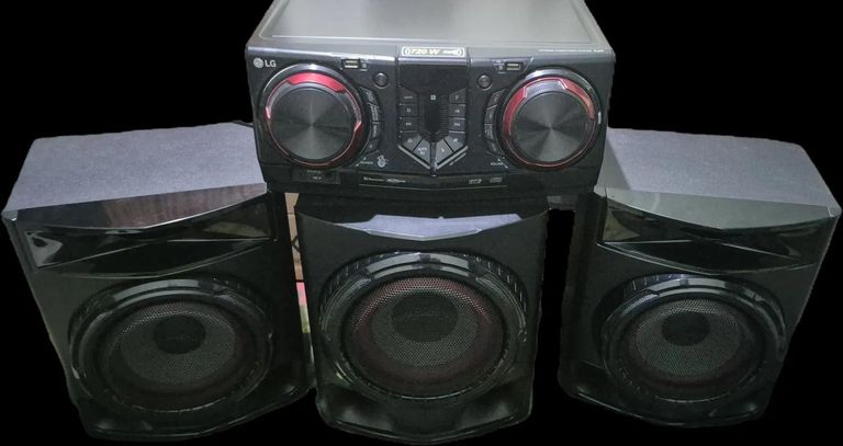 Купить LG CJ45 Б/У