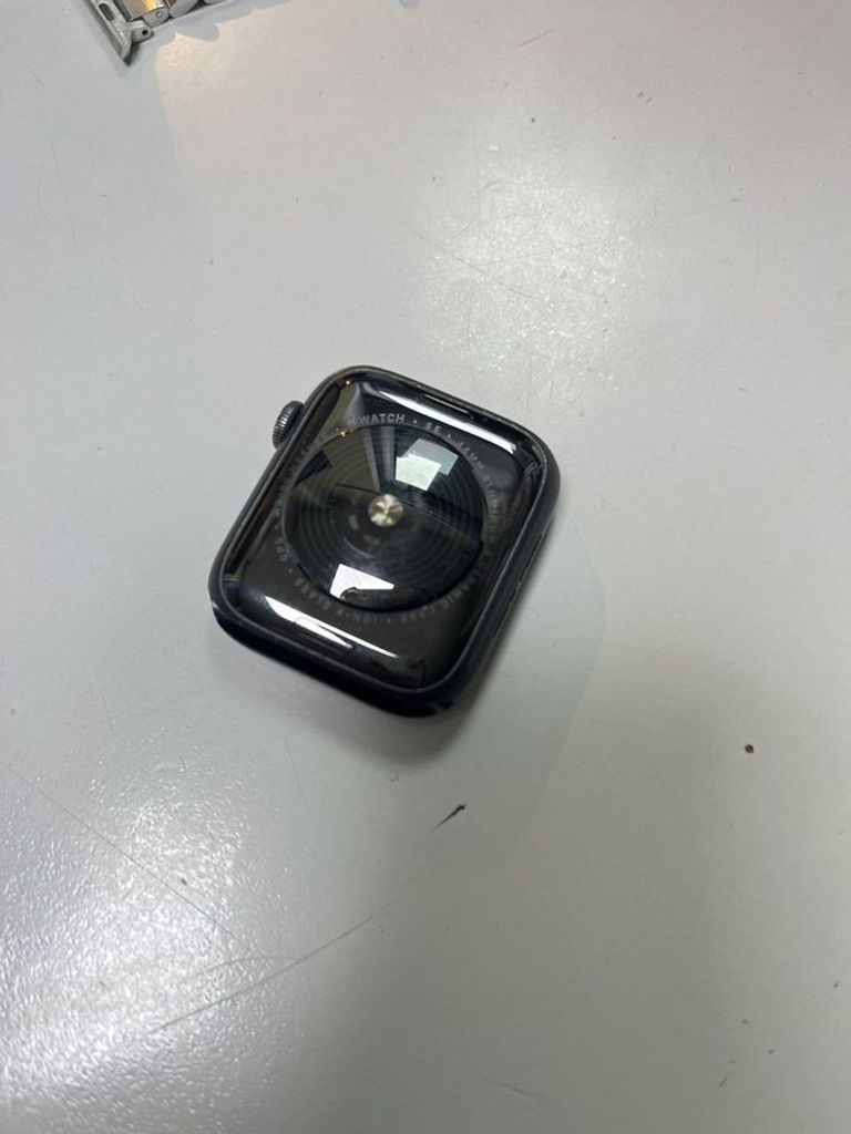 Объявление Apple watch se gps 44mm aluminum case Б/У