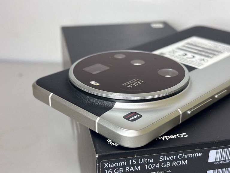 Дешево Xiaomi 15 Ultra 16/1TB Silver Chrome з ломбарду