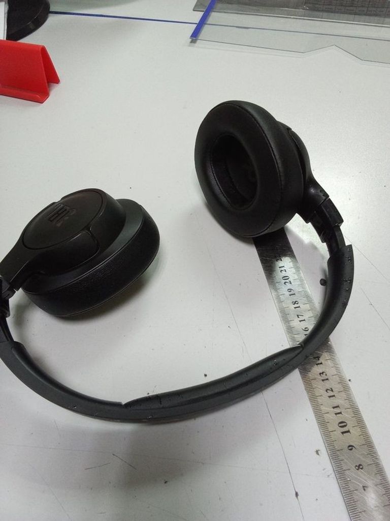 Купити Jbl tune 710 bt Б/У