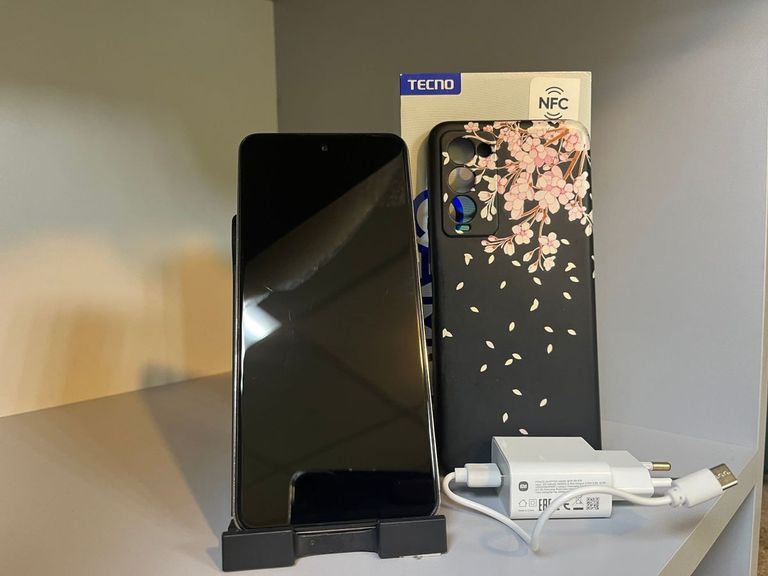 Купить Tecno camon 18p 8/128gb Б/У