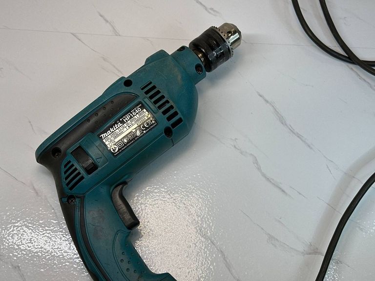 Оголошення Makita HP1640 Б/У