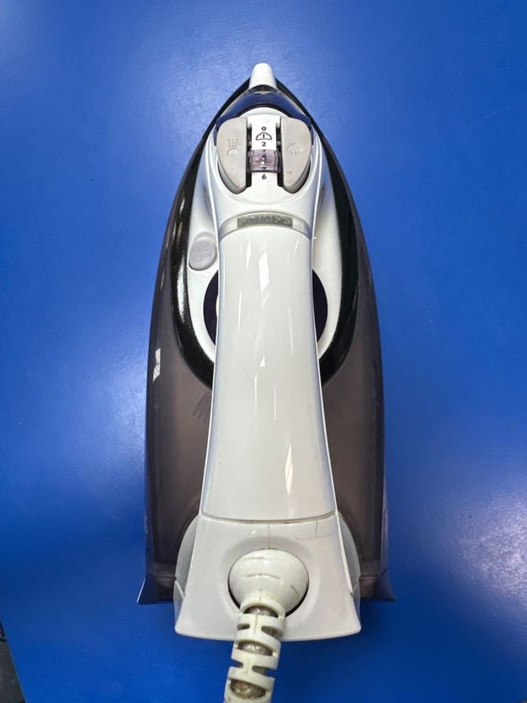 Дешиво Philips gc4320 с ломбарда