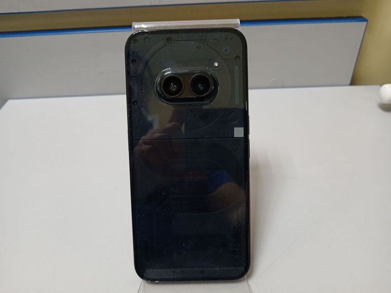 Дешево Nothing phone 2a plus 12/256gb з ломбарду