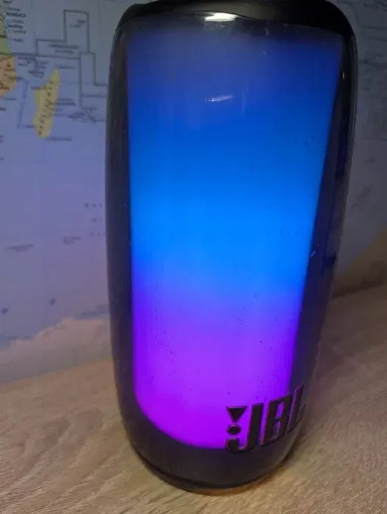 Дешиво JBL Pulse 5 с ломбарда