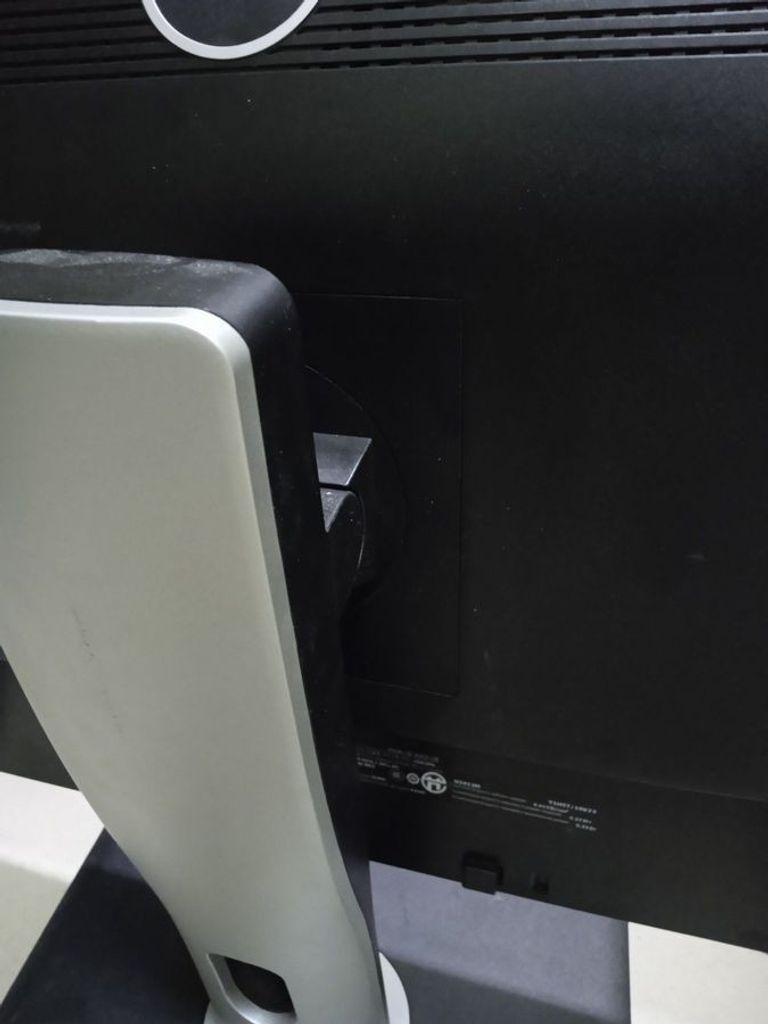 Купить Dell u2412m Б/У