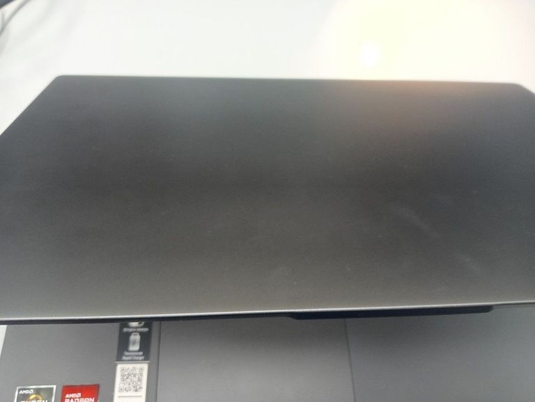 Дешиво Lenovo 15/ryzen 7 5700u ddr4/16gb ddr4/hdd *відсутній/ssd 512 gb/*інтегрована с ломбарда