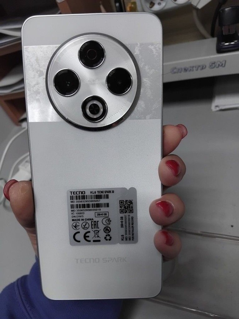 Оголошення Tecno spark 30 kl6 8/256gb Б/У