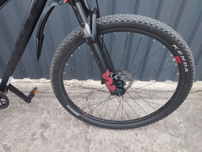 Оголошення White XC 290 Comp Б/У