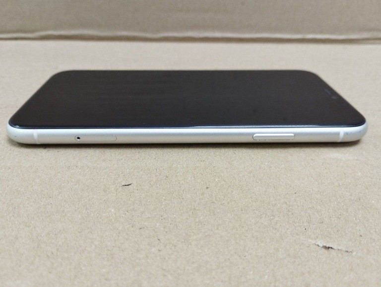 Apple iphone 11 64gb Код:01-200956942. Зображення 6