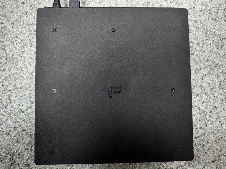 Дешево Sony playstation 4 pro 1tb з ломбарду