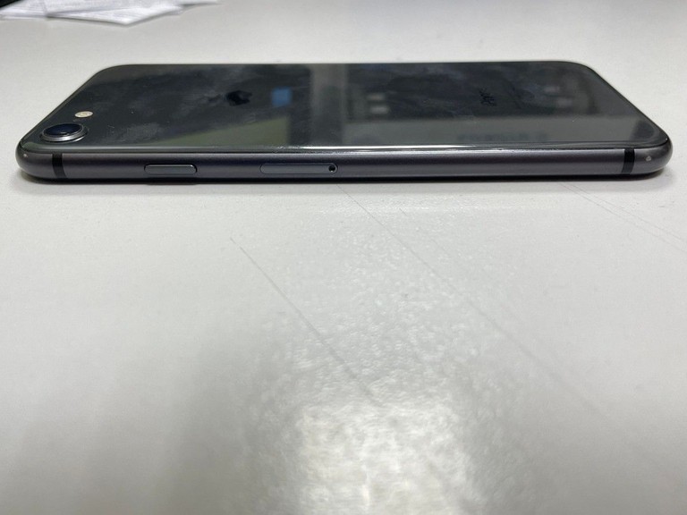 Apple iphone 8 256gb Код:01-200963045. Изображение 5
