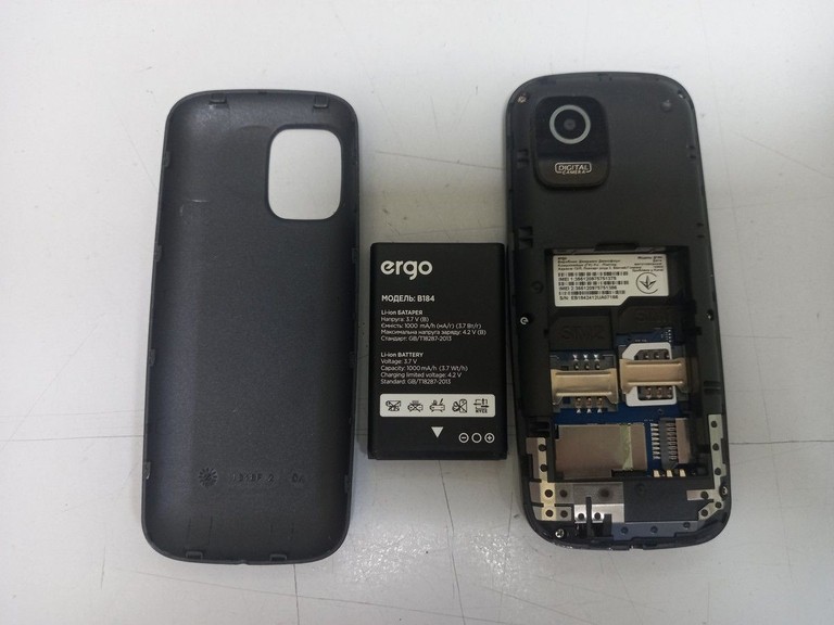 Дешево Ergo B184 Black з ломбарду