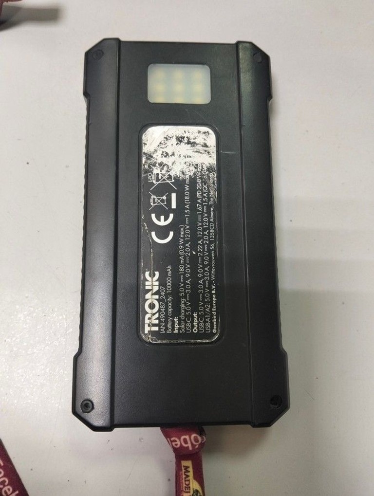Дешево Tronic 10000mah з ломбарду