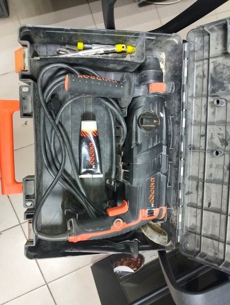Дешево Dnipro-M rh-120mb з ломбарду