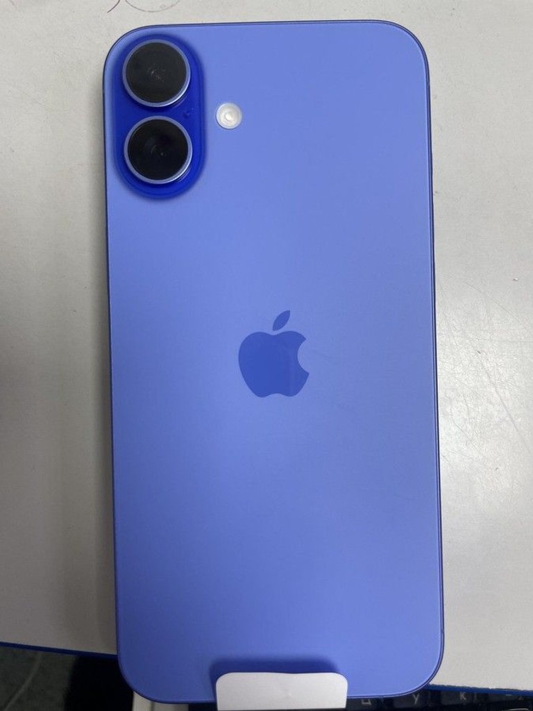 Купить Apple iphone 16 plus 128gb Б/У