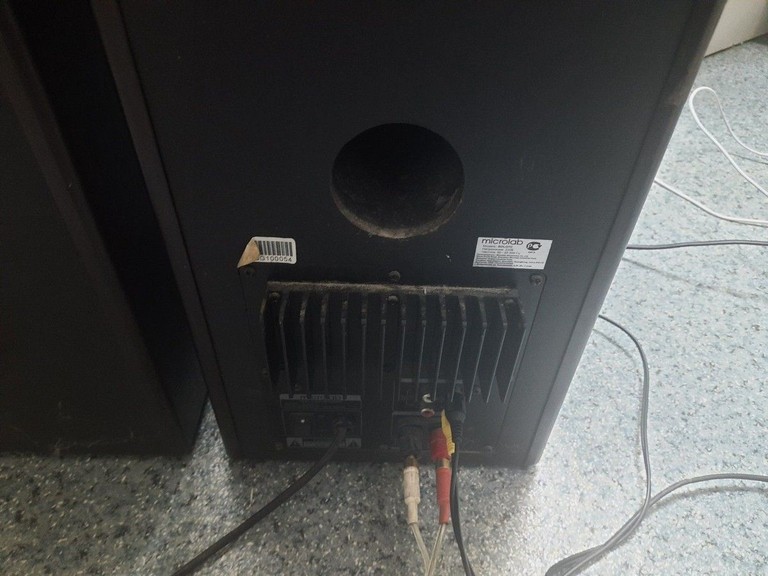 Дешиво Microlab SOLO-7C с ломбарда