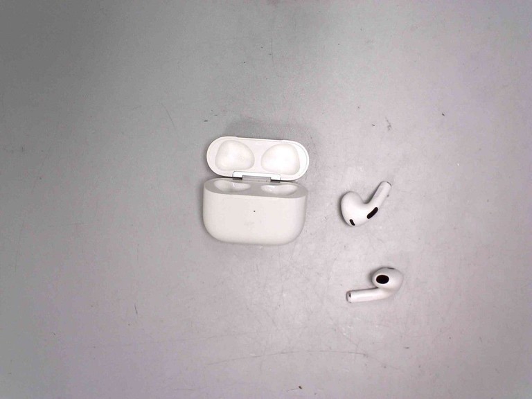 Купити Apple airpods 3rd generation Б/У