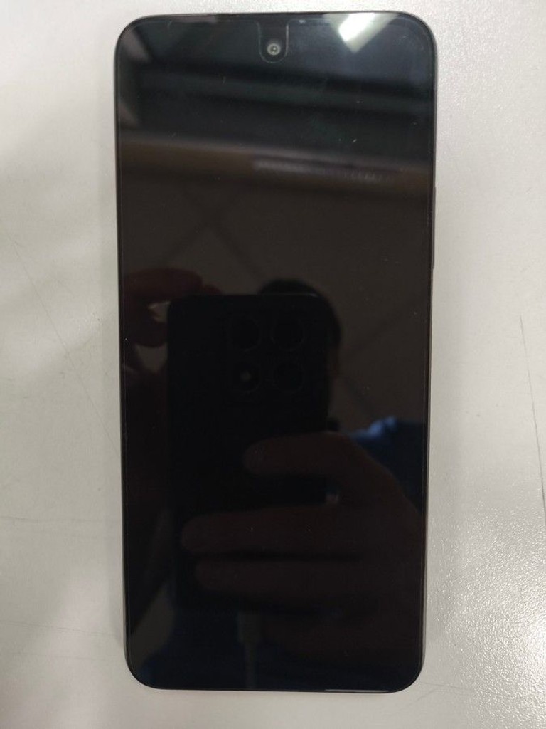 Купити Infinix hot 60i 4/128gb Б/У