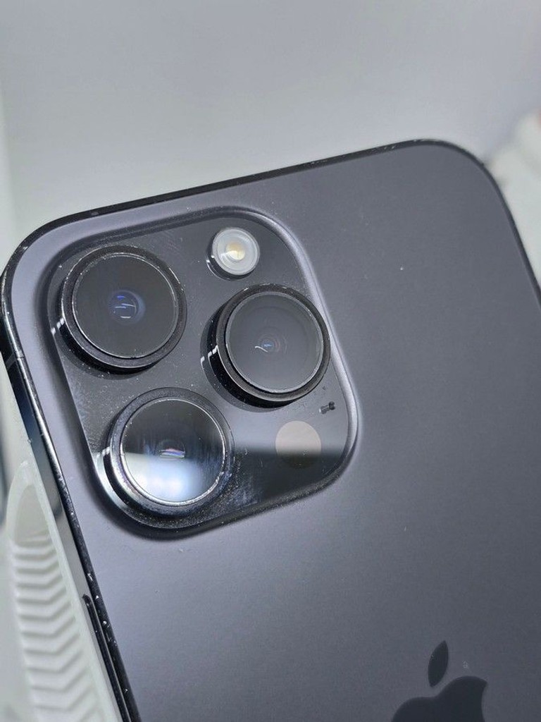 Дешиво Apple iphone 14 pro max 256gb esim с ломбарда