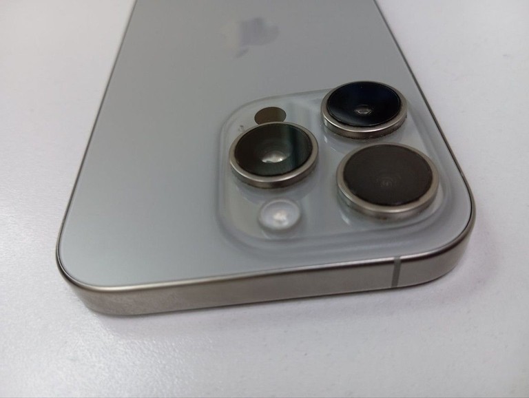 Apple iphone 16 pro 128gb Код:01-201035871. Зображення 6