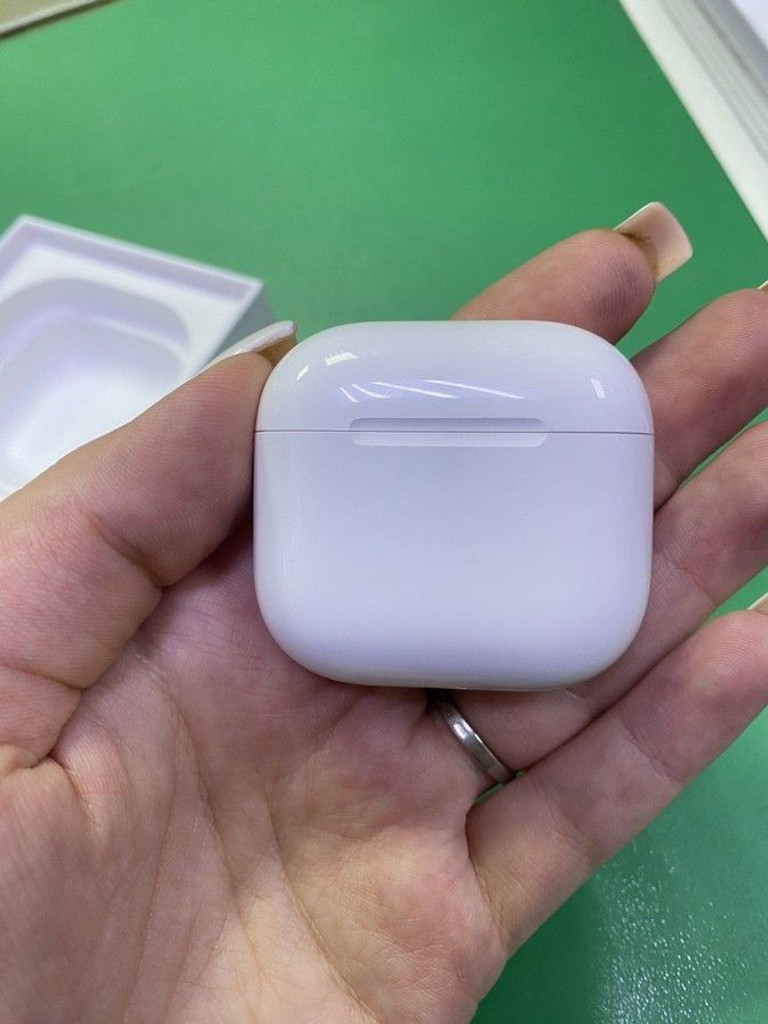 Дешиво Apple airpods 4 с ломбарда
