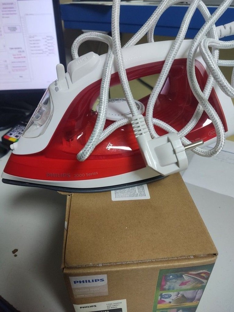 Купить Philips 2000 Series DST2010/40 Б/У