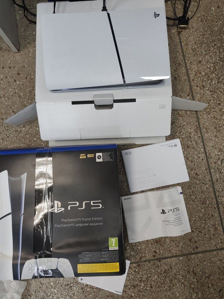 Дешиво Sony playstation 5 slim 825gb с ломбарда