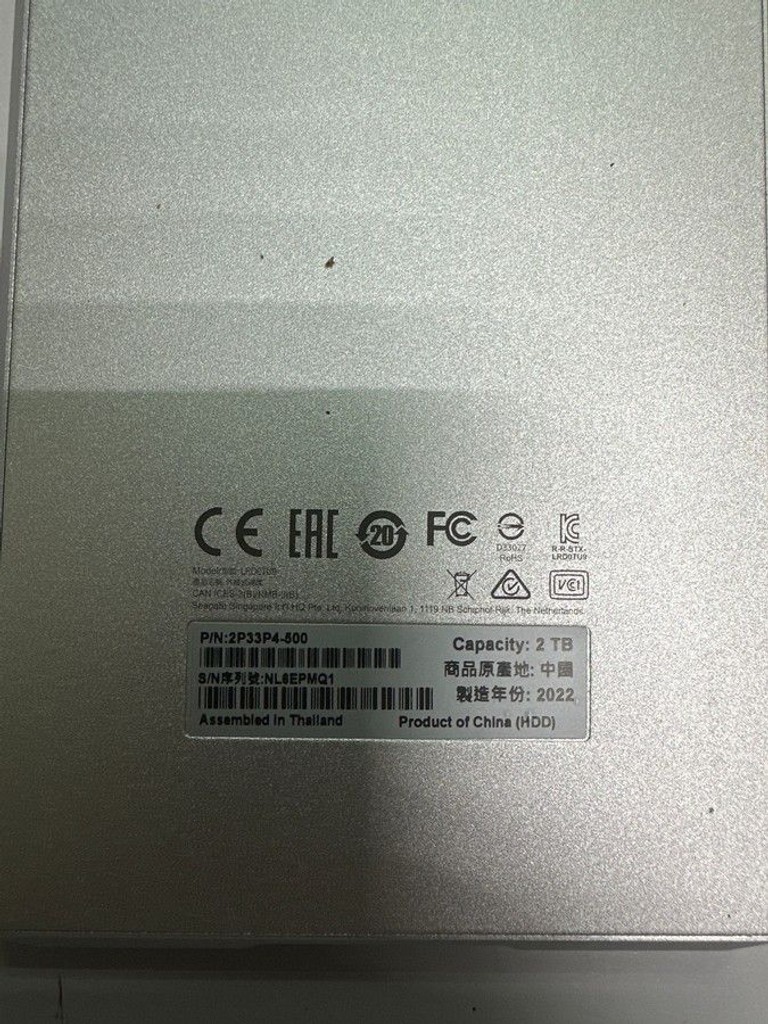Дешиво LaCie Design Mobile Drive for Mac 2 TB (STFD2000406) с ломбарда