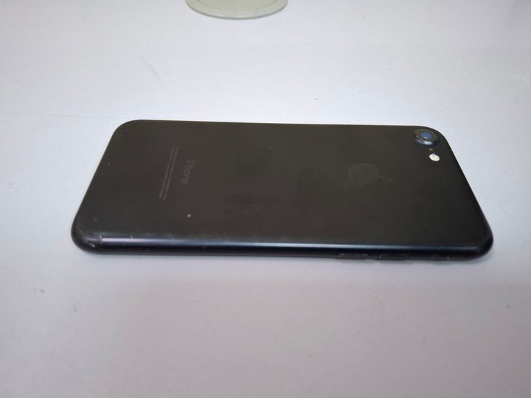 Apple iphone 7 32gb Код:01-201178261. Зображення 7