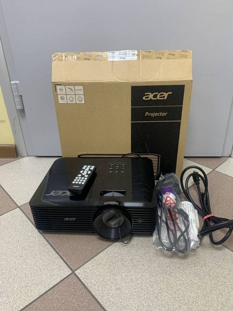 Купити Acer x138wh Б/У