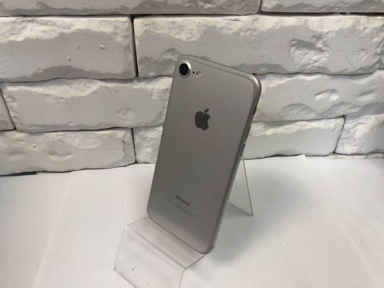 Объявление Apple iphone 7 32gb Б/У