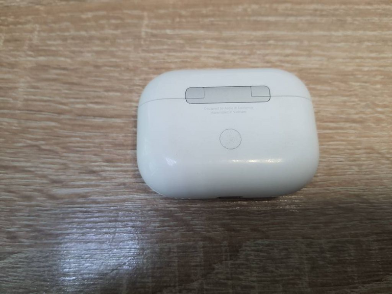 Apple AirPods Pro 2nd generation (MQD83)