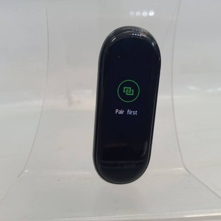 Оголошення Xiaomi Mi Smart Band 4 Black Б/У