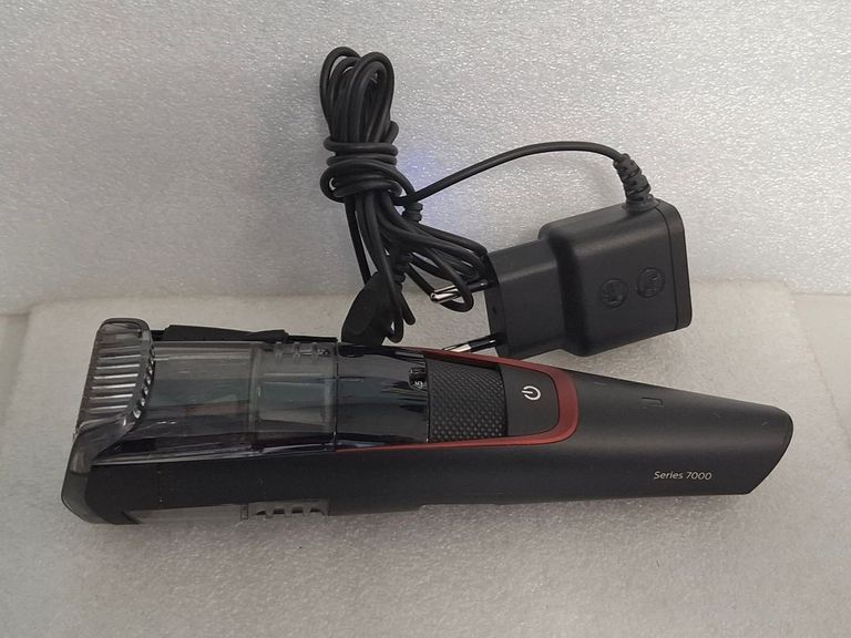 Купити Philips beardtrimmer series 7000 bt7501 Б/У