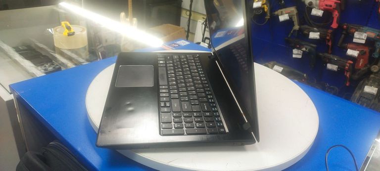 Acer єкр. 15,6/ core i7 7500u 2,7ghz/ ram6gb/ ssd128gb/video gf 940mx Код:01-200481742. Изображение 9